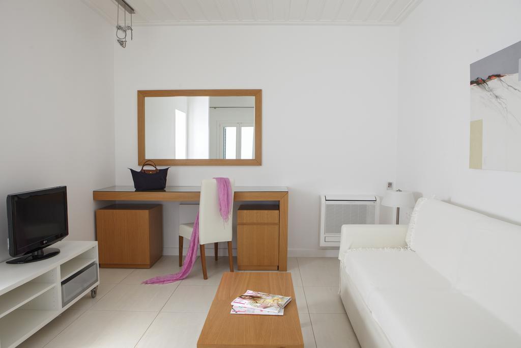 Selana Suites Chrisopigi  Exterior photo