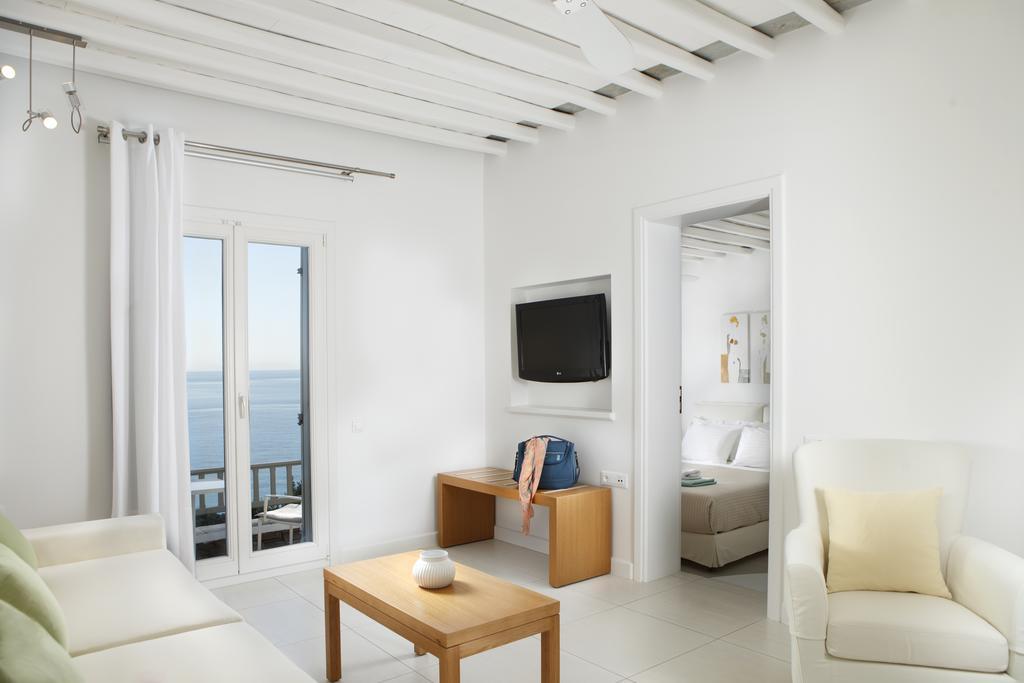 Selana Suites Chrisopigi  Exterior photo